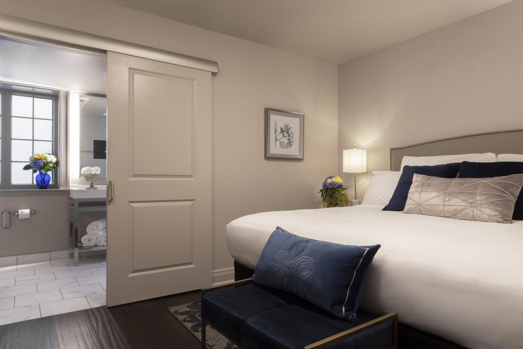 Seven Gables Inn, St Louis West, A Tribute Portfolio Hotel Clayton Exteriér fotografie