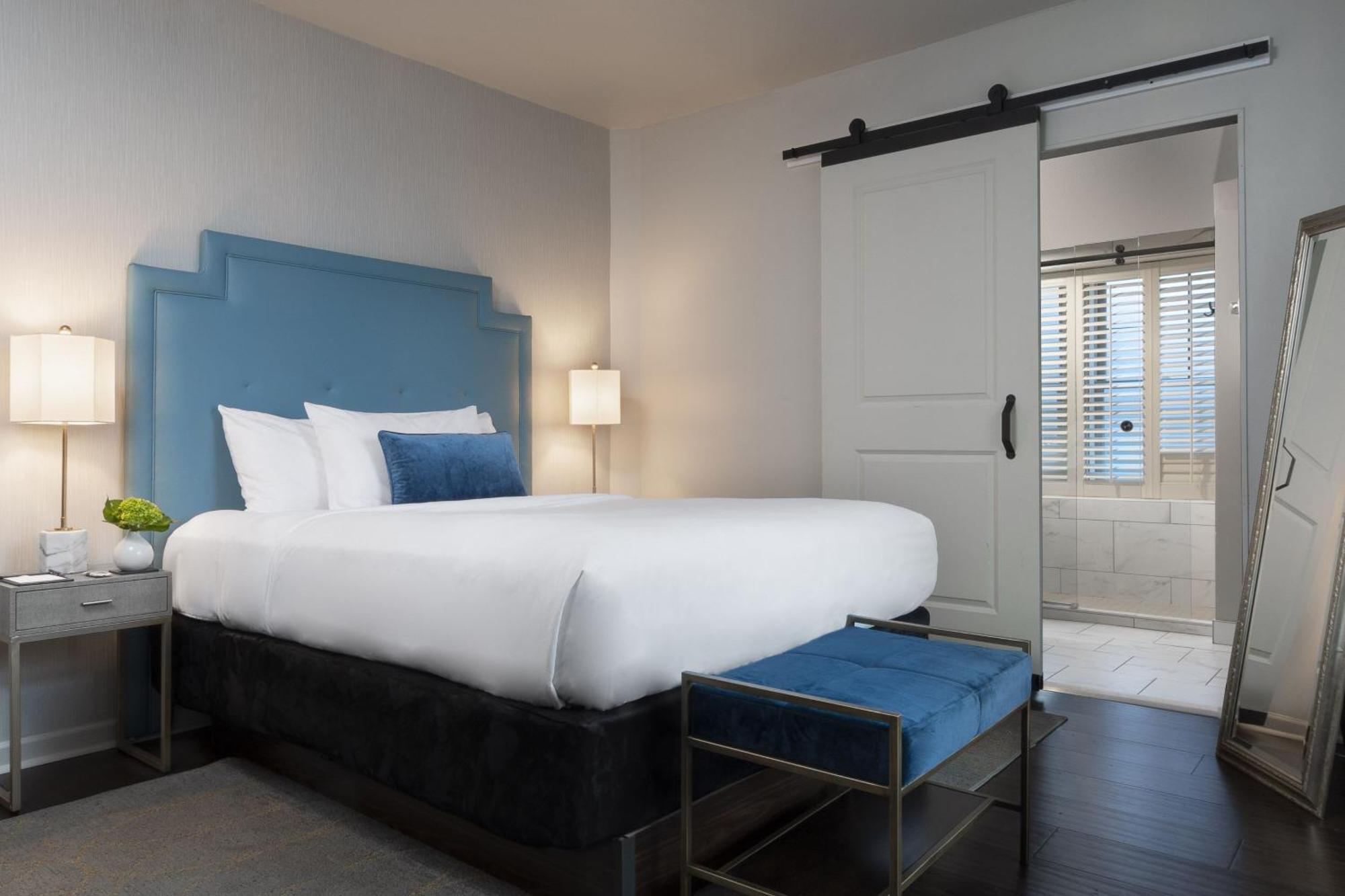 Seven Gables Inn, St Louis West, A Tribute Portfolio Hotel Clayton Exteriér fotografie