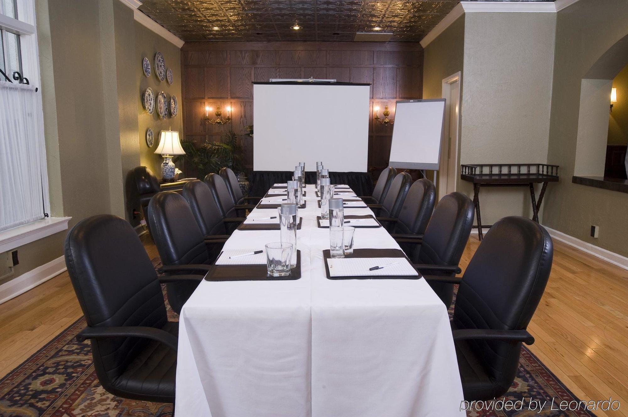 Seven Gables Inn, St Louis West, A Tribute Portfolio Hotel Clayton Zařízení fotografie