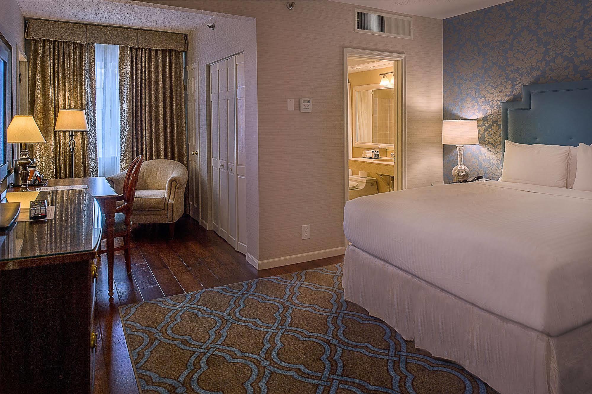 Seven Gables Inn, St Louis West, A Tribute Portfolio Hotel Clayton Exteriér fotografie