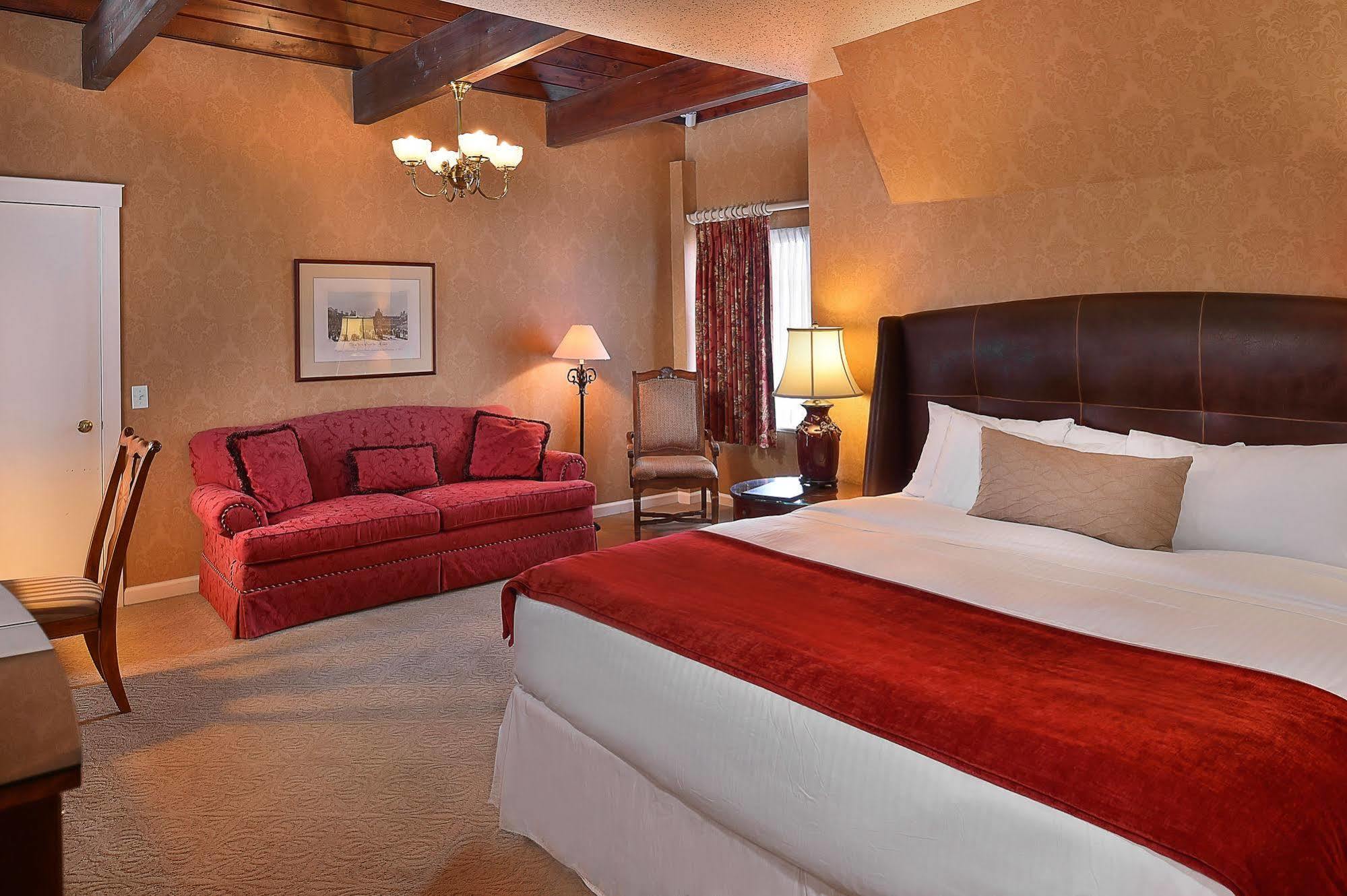 Seven Gables Inn, St Louis West, A Tribute Portfolio Hotel Clayton Exteriér fotografie